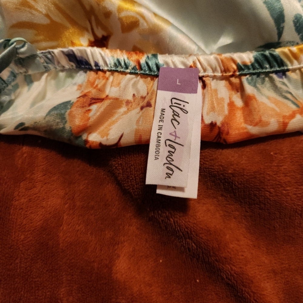 Pajama top - Picture 3 of 3